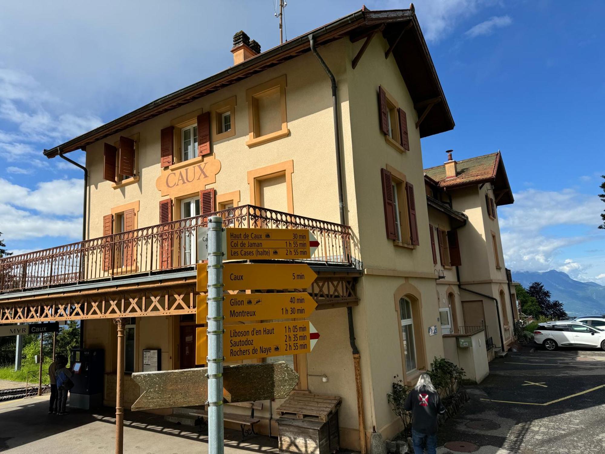 Buffet De La Gare Otel Montrö Dış mekan fotoğraf